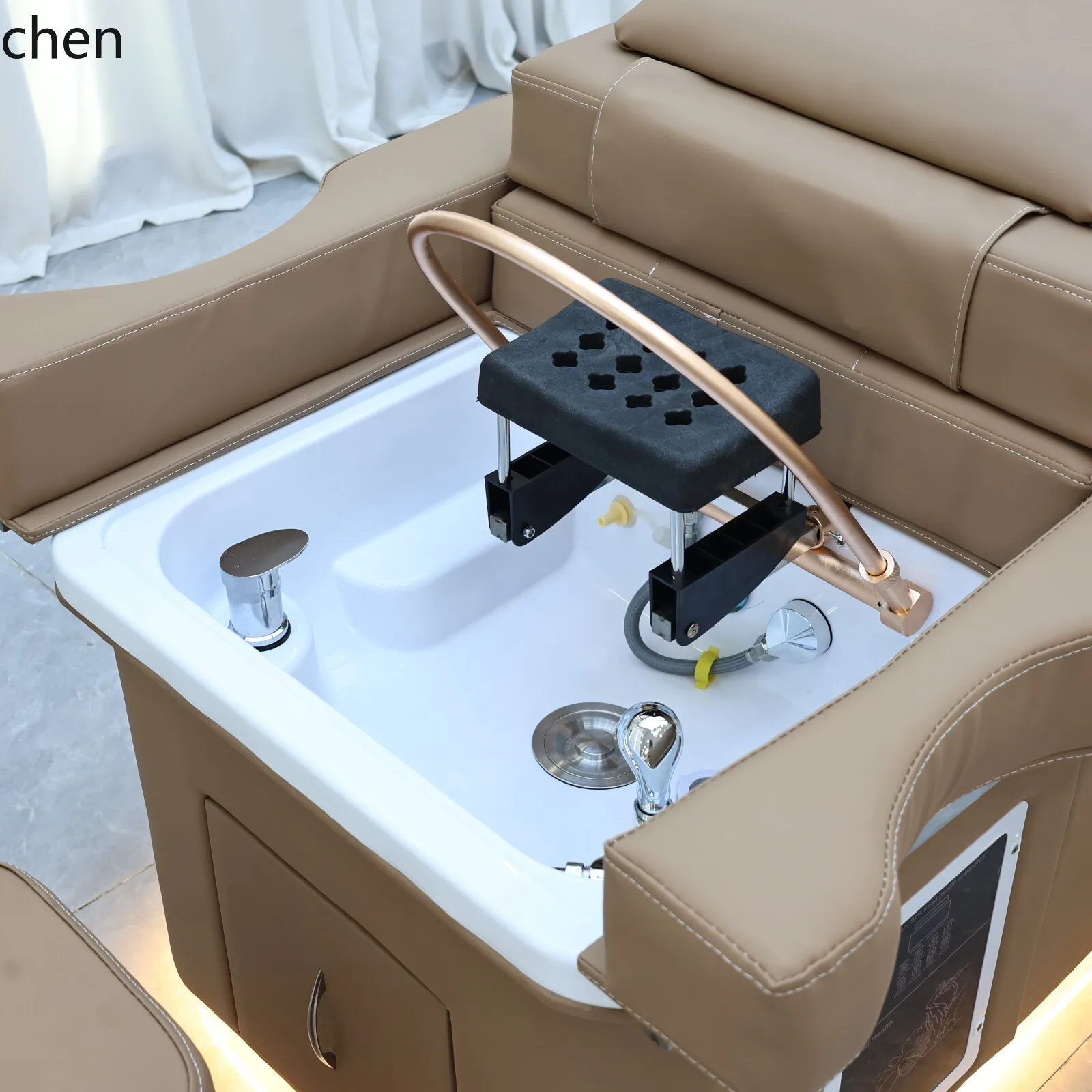 Spa Wellness Beauty - b7- Cama de Masaje para Terapia